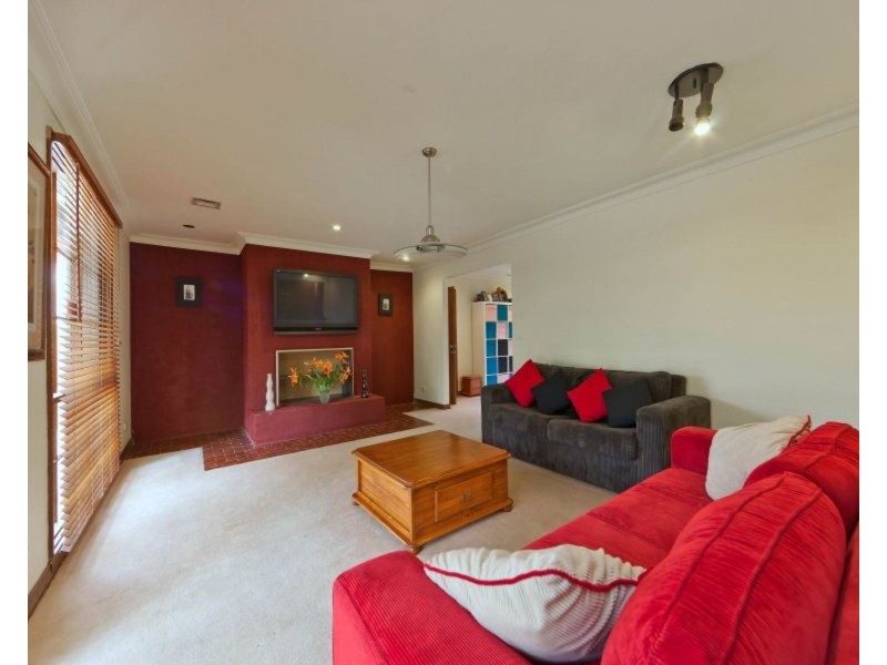 32 Isabella Crescent, Frankston VIC 3199