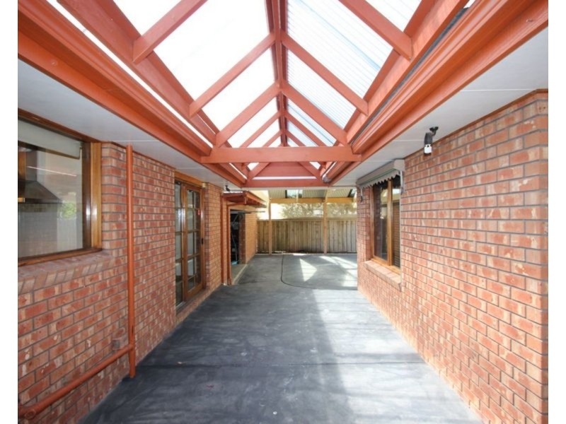 32 Isabella Crescent, Frankston VIC 3199