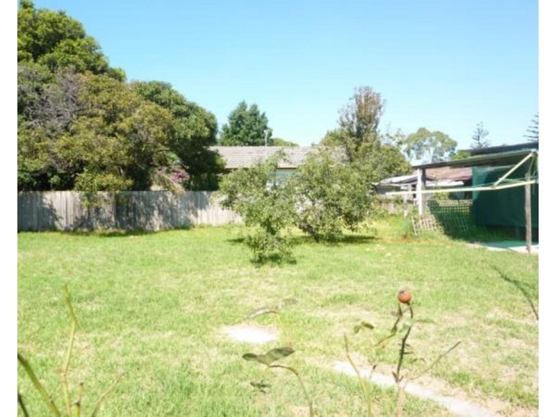 14 Lambert Street, Frankston North VIC 3200