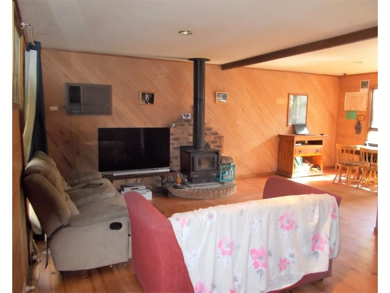 502 Waterfall Gully Road, Rosebud VIC 3939