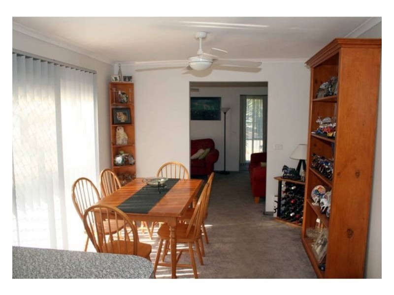 16 Celebration Court, Cranbourne VIC 3977