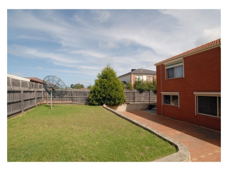 32 Manchester Drive, Skye VIC 3977