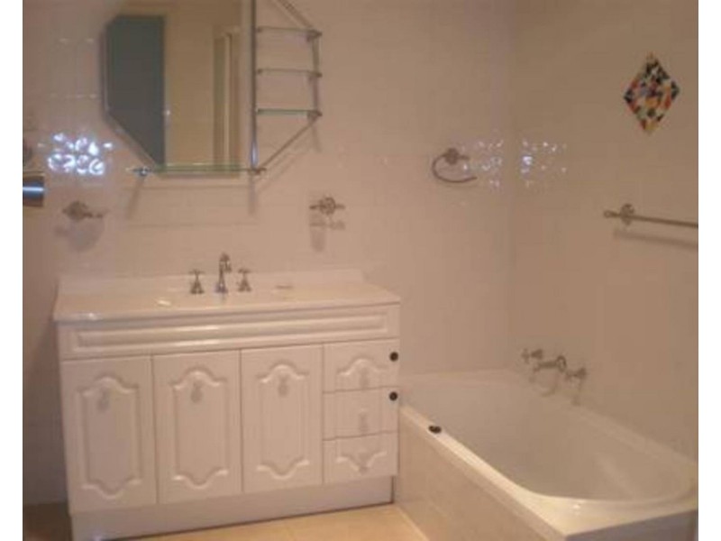 2 Telopea Court, Frankston North VIC 3200