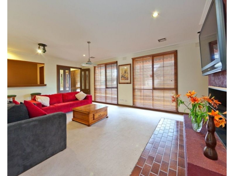 32 Isabella Crescent, Frankston VIC 3199