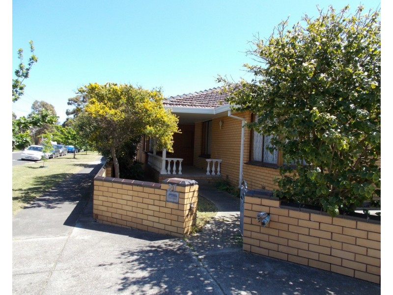 27 Lewis Street, Frankston VIC 3199