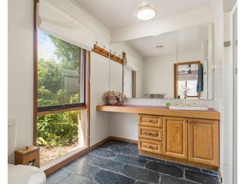 4 Banksia Court, Langwarrin VIC 3910