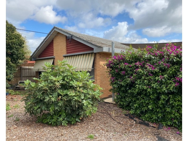 6 Barclay Avenue, Frankston VIC 3199
