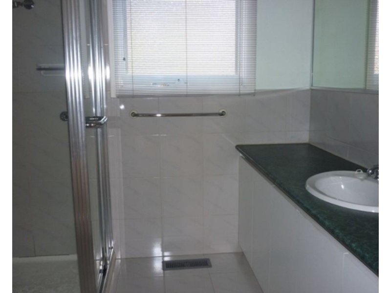 13 Alexander Crescent, Frankston VIC 3199