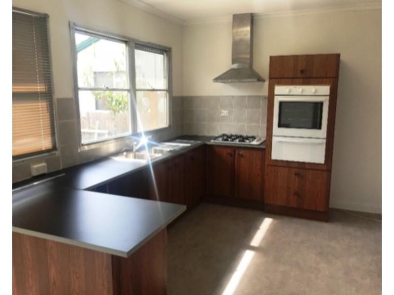 23 Hickory Crescent, Frankston North VIC 3200