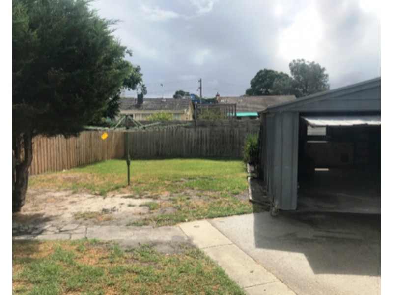 23 Hickory Crescent, Frankston North VIC 3200