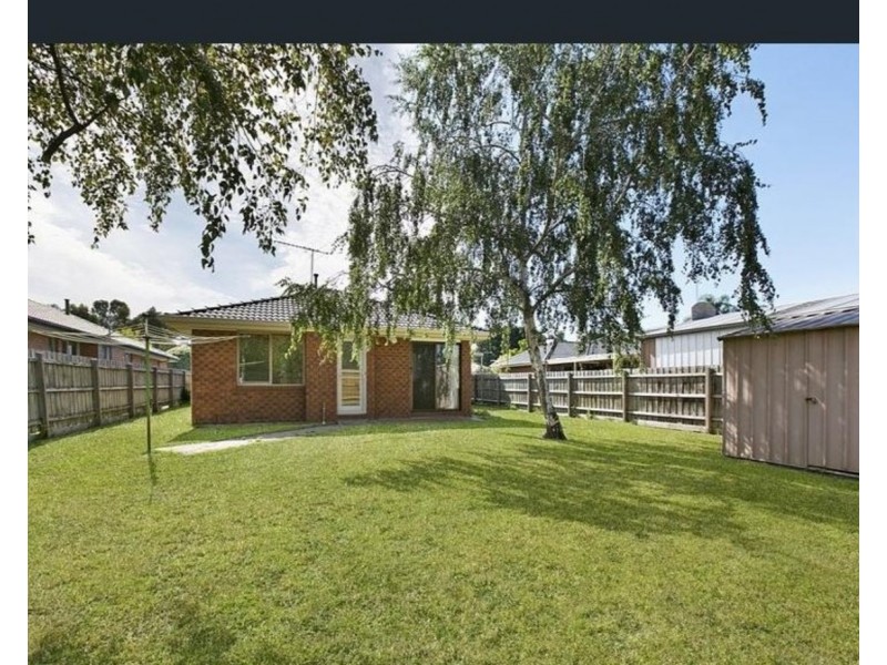 25 Pioneer Court, Berwick VIC 3806