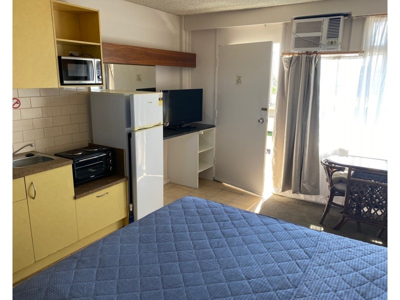 19/9 Beach Street, Frankston VIC 3199