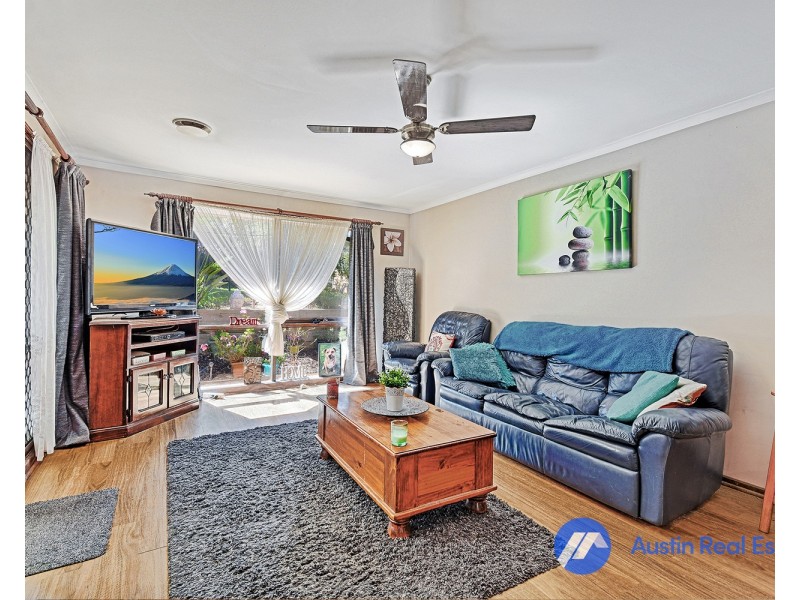 18 Warrawee Circuit, Frankston VIC 3199