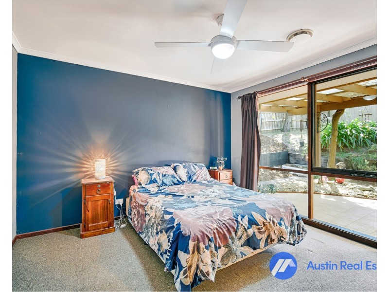 18 Warrawee Circuit, Frankston VIC 3199