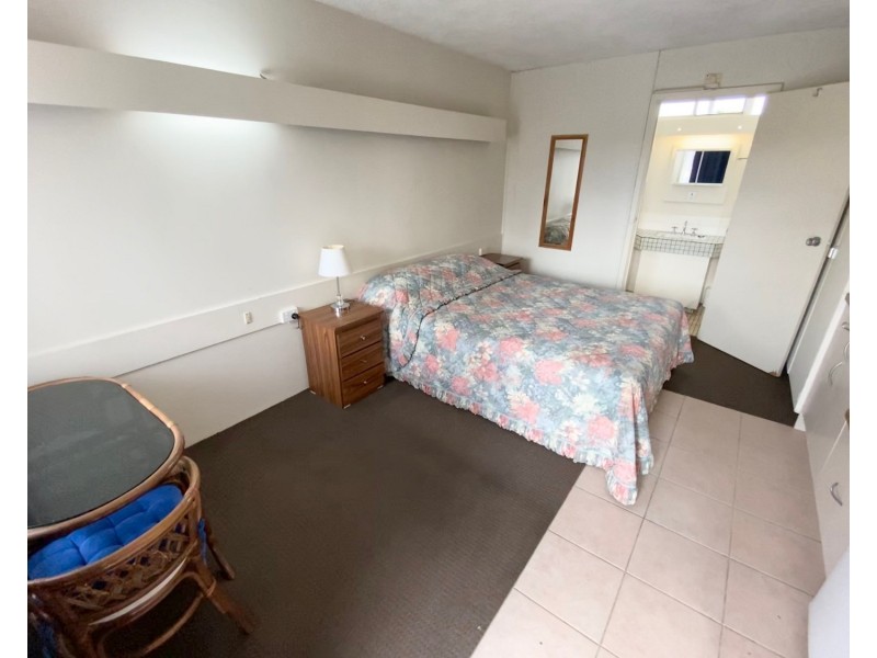 4/9 Beach Street, Frankston VIC 3199