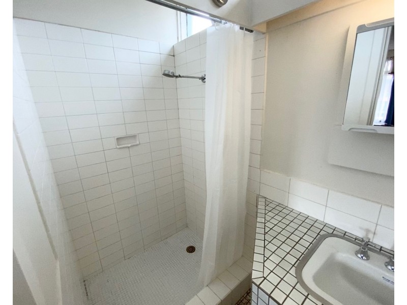 4/9 Beach Street, Frankston VIC 3199