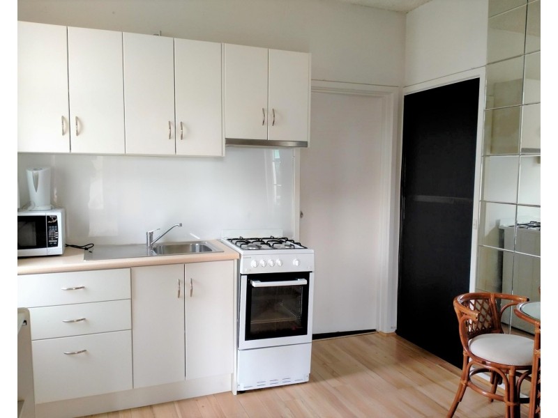 1A/9 Beach Street, Frankston VIC 3199