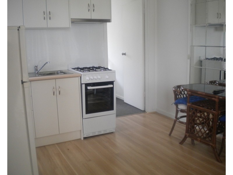 1A/9 Beach Street, Frankston VIC 3199