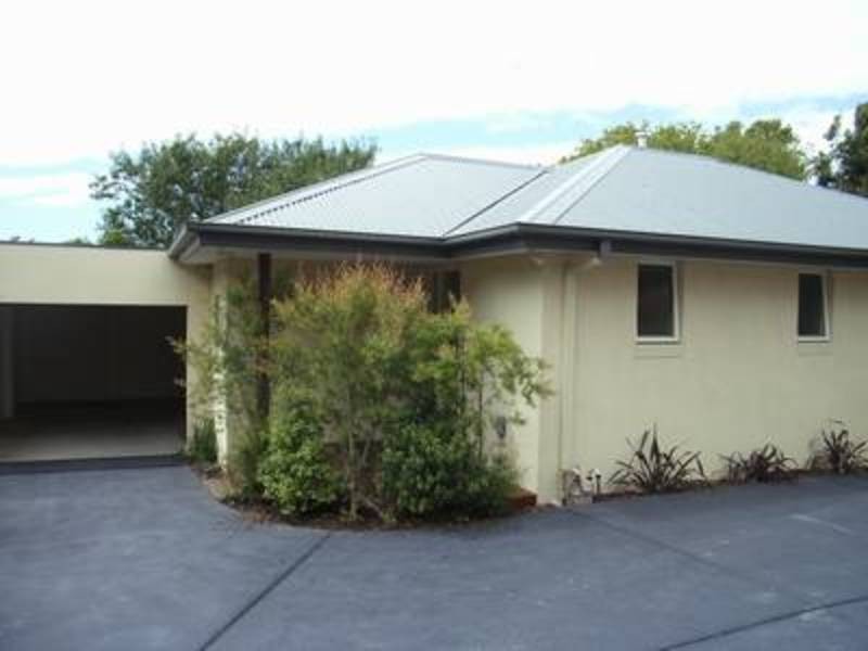 2/7 Helen Street, Frankston South VIC 3199