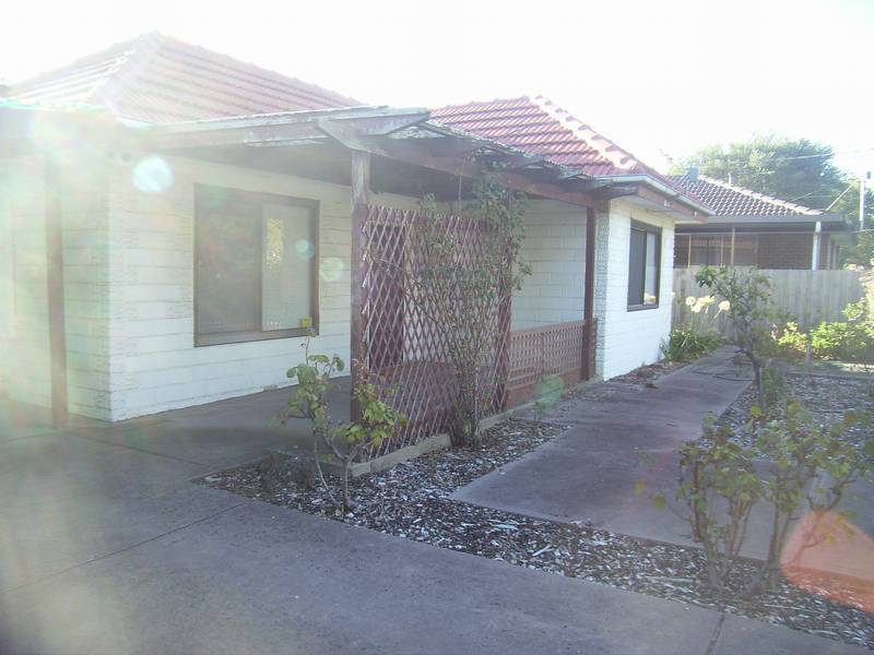 80 Kananook Avenue, Seaford VIC 3198