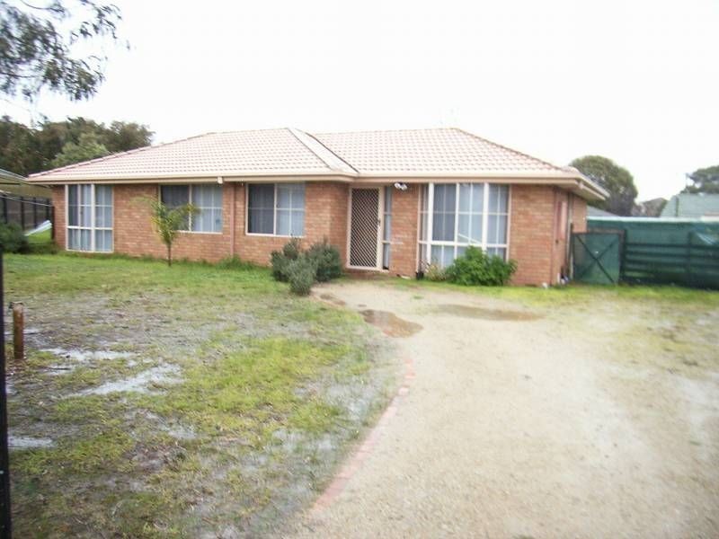 5 Driftwood Court, Frankston VIC 3199