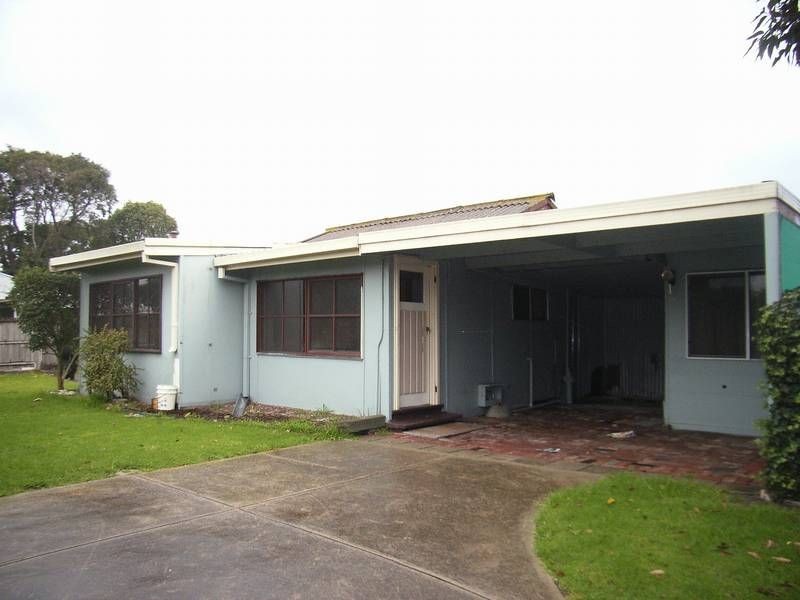 6 Redgdon Avenue, Frankston VIC 3199