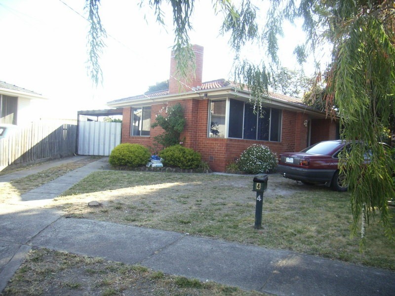 4 Abor Court, Frankston VIC 3199