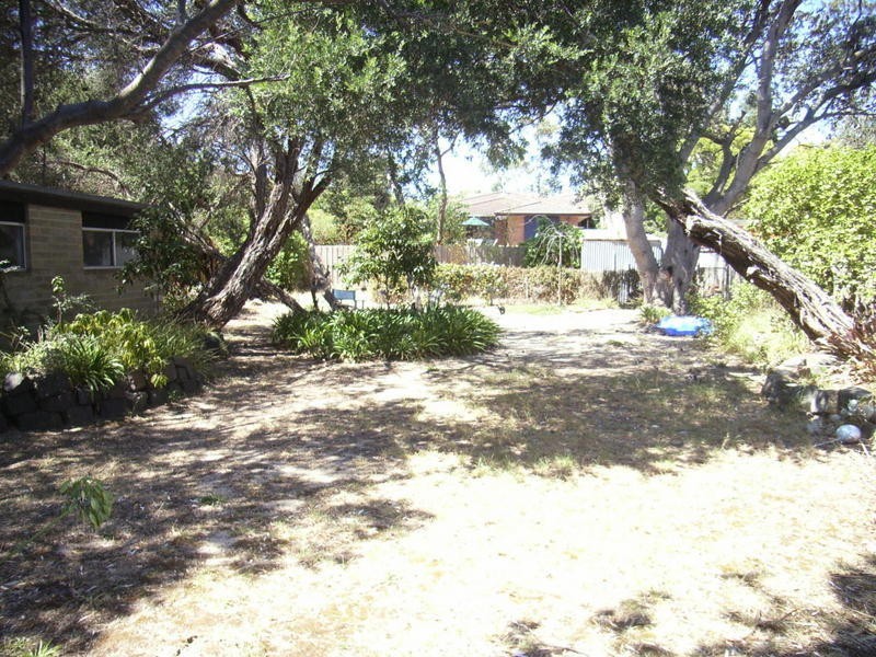 53 Kananook Avenue, Seaford VIC 3198