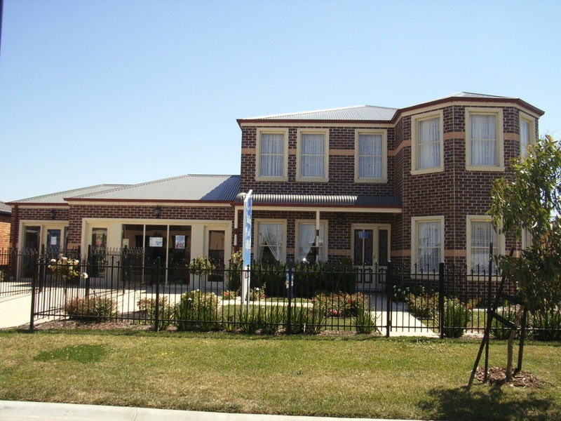 Cranbourne VIC 3977