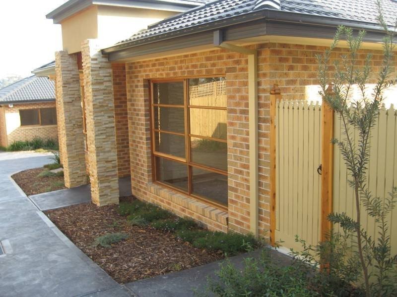 2/8 Ithaca Road, Frankston South VIC 3199