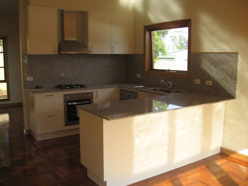 2/8 Ithaca Road, Frankston South VIC 3199