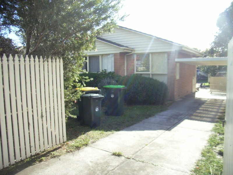 32 Warrain Street, Frankston VIC 3199