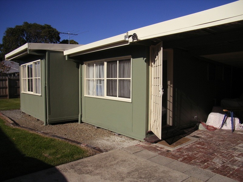 6 Redgdon Avenue, Frankston VIC 3199