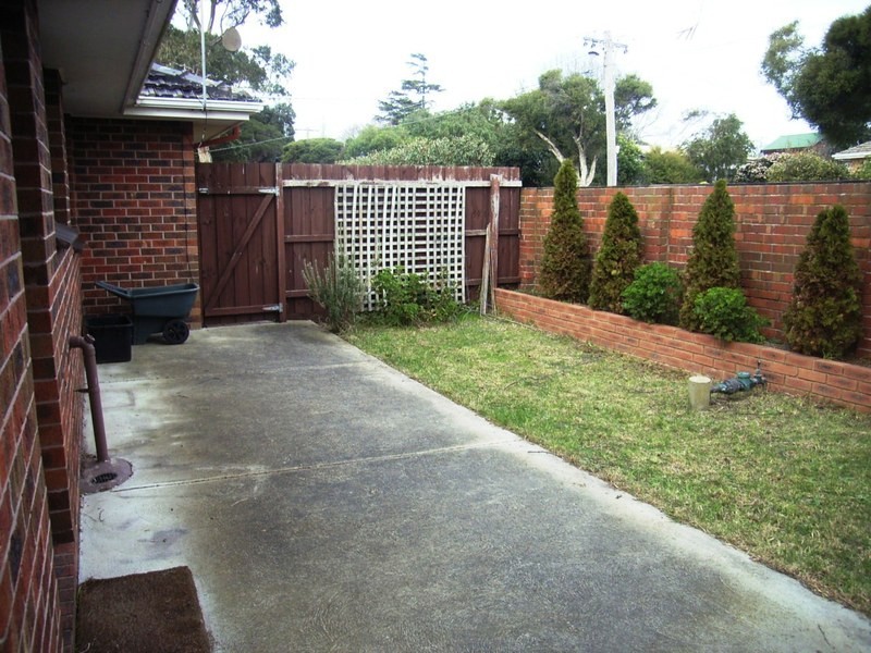 1/29 Cricklewood Avenue, Frankston VIC 3199