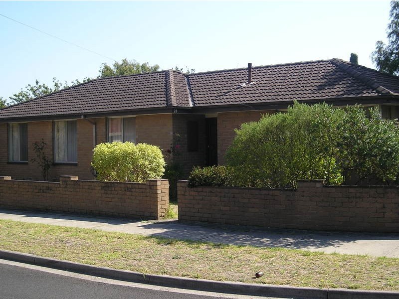 28 Bunarong Crescent, Frankston VIC 3199