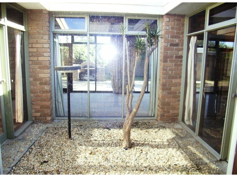 1/91-93 East Road, Seaford VIC 3198