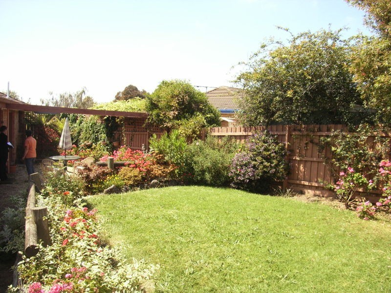 1 Mary Court, Somerville VIC 3912