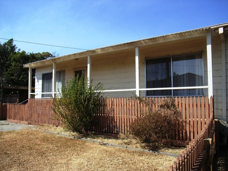 16d Long Street, Frankston VIC 3199