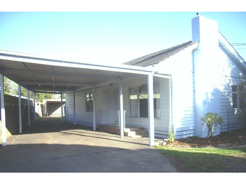 4 Scoble Street, Frankston South VIC 3199