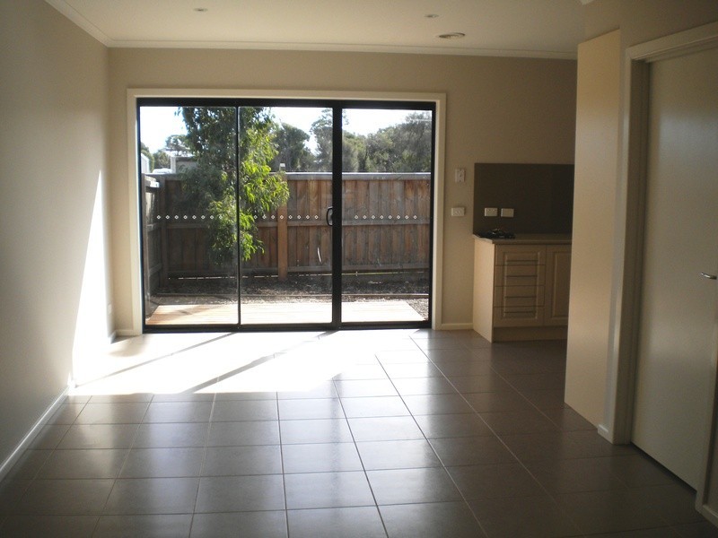 3/1-9 Green Island Avenue, Mount Martha VIC 3934