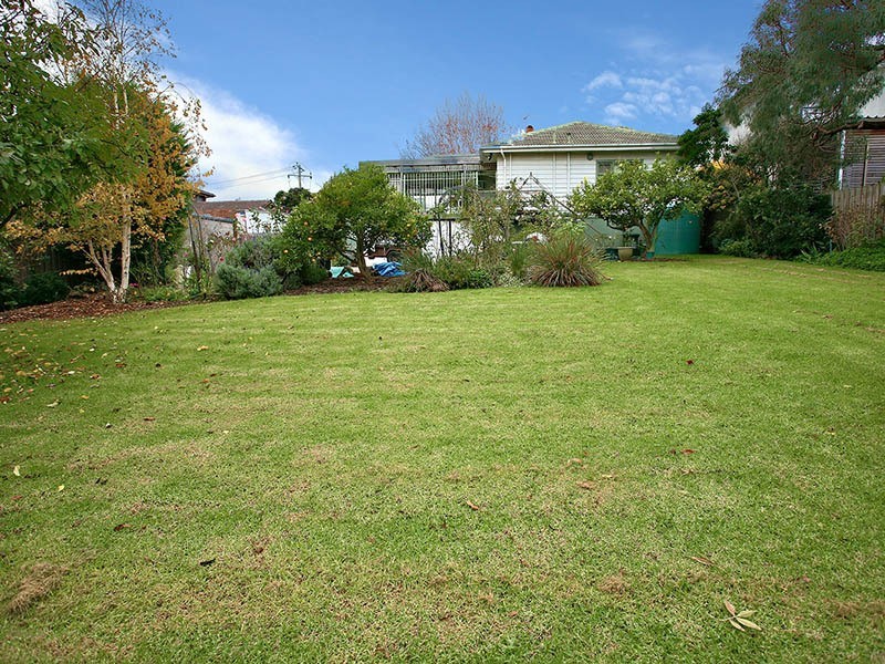 4 Ithaca Road, Frankston South VIC 3199