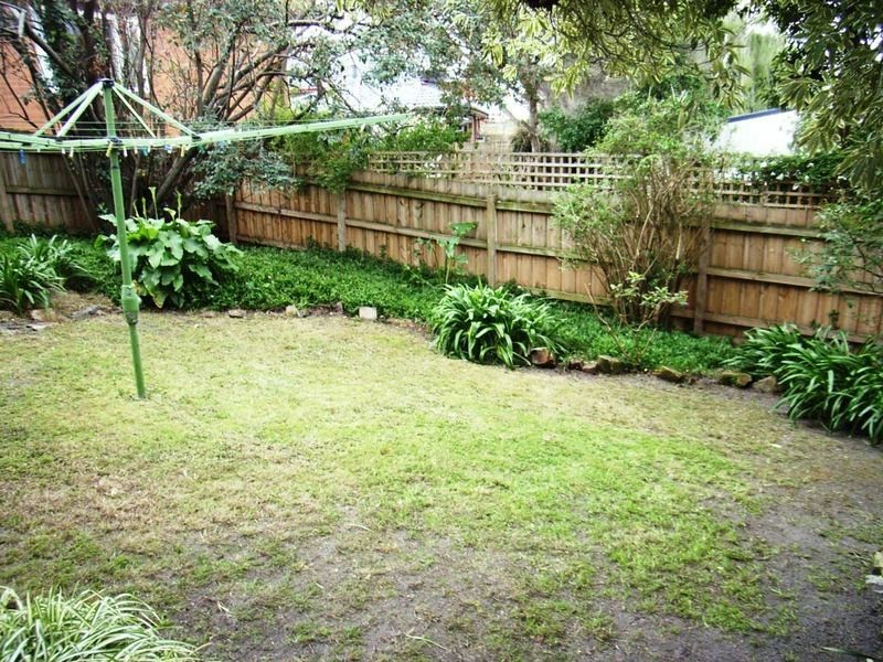 33 Wynden Drive, Frankston VIC 3199