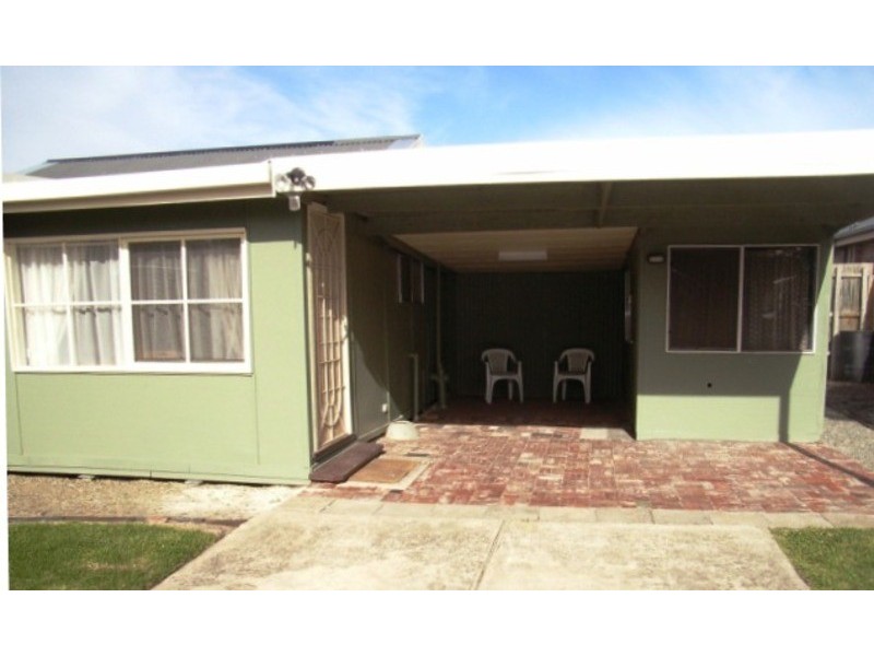 6 Redgdon Avenue, Frankston VIC 3199