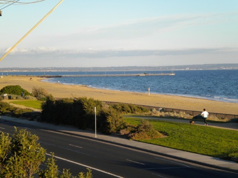 176 Beach Road, Parkdale VIC 3195