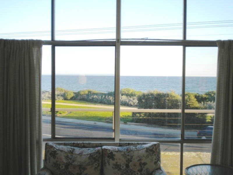 176 Beach Road, Parkdale VIC 3195