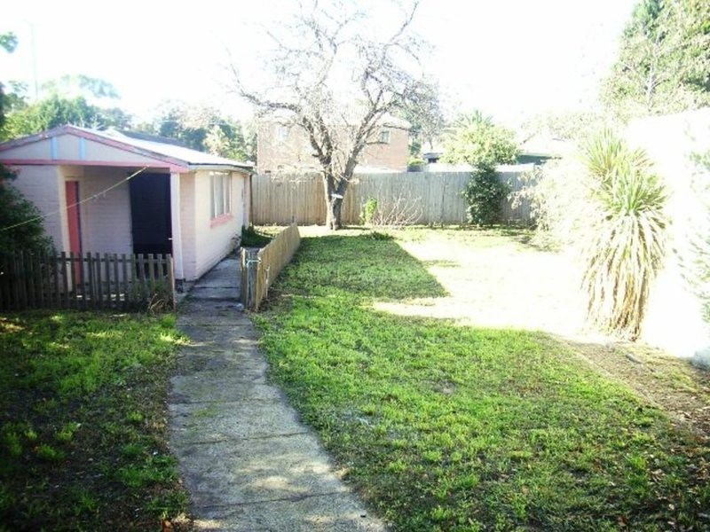 8 Burns Street, Frankston VIC 3199