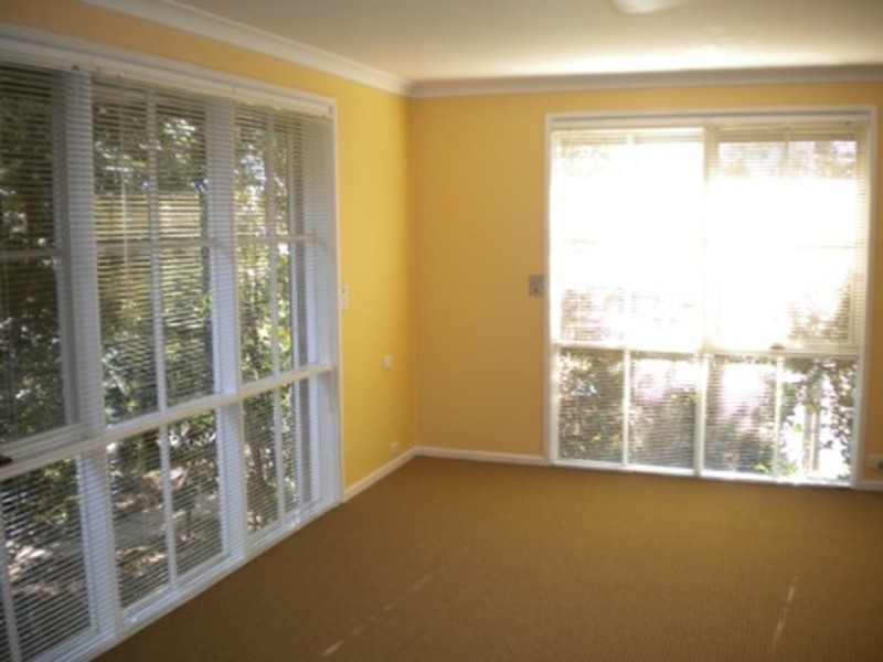 13 Pembroke Avenue, Frankston VIC 3199