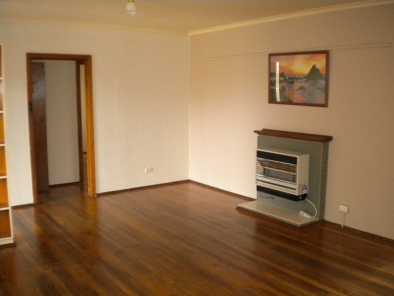 7 Forest Drive, Frankston North VIC 3200