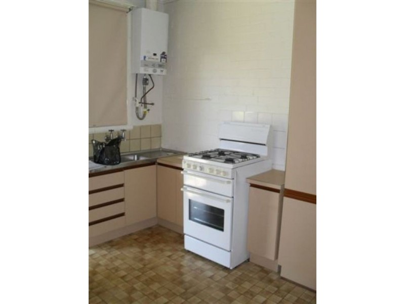 1/6 Birdwood Street, Frankston VIC 3199