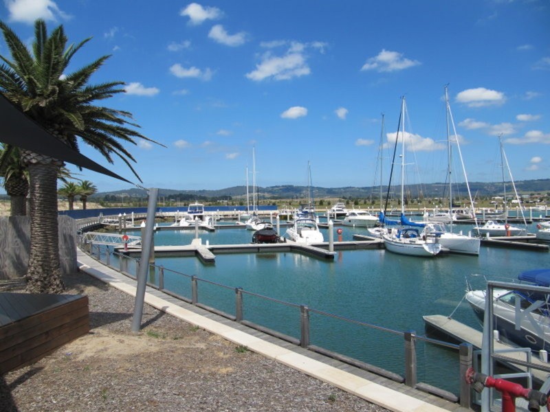 51 Seaview Avenue, Safety Beach VIC 3936